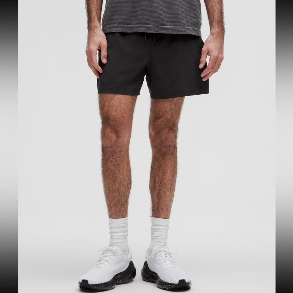 Lululemon | 7” Men’s Pace Breaker Lined Shorts
